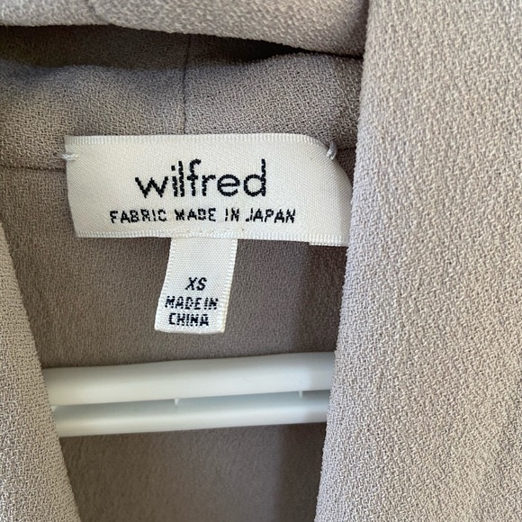 Wilfred top like new condition - Picture 2 of 4